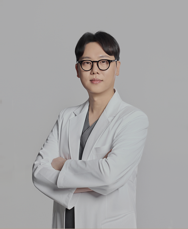 우미의원 윤종우 대표원장